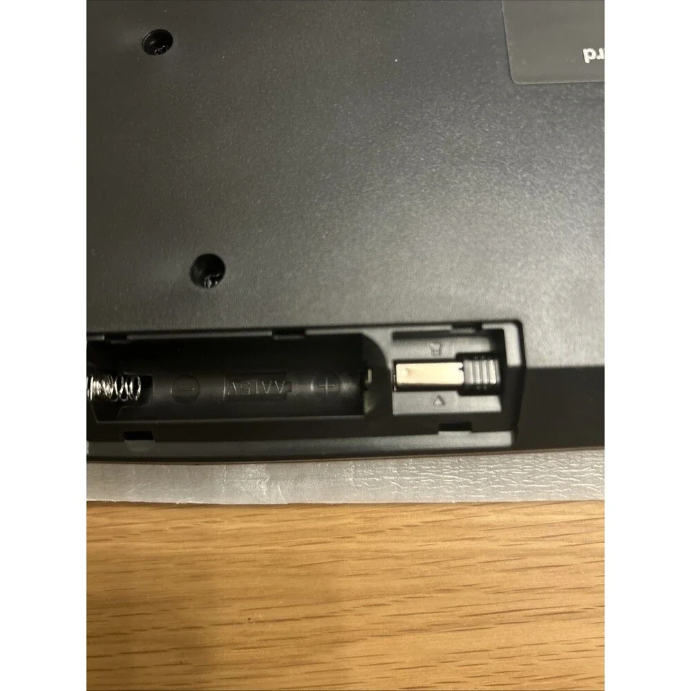 Ergonomic Full-Sized Wireless Keyboard With USB Dongle *OBC